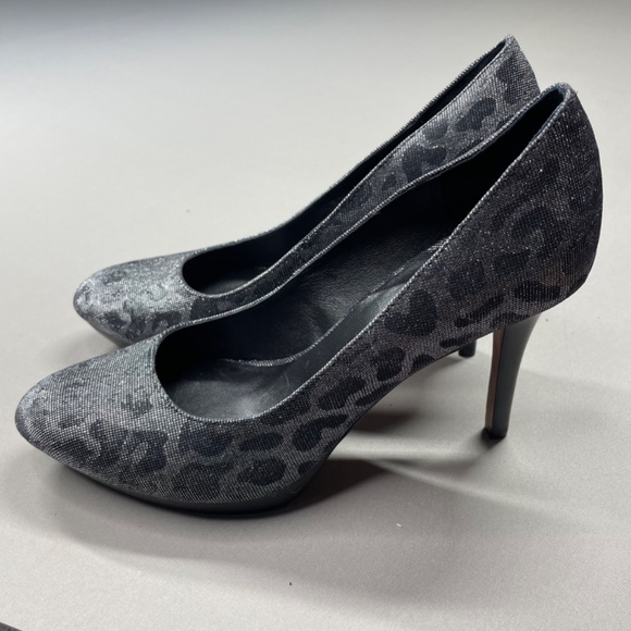 NEW Donald J Pliner Heels Womens 7 black gray animal print elli pumps designer - Picture 4 of 13